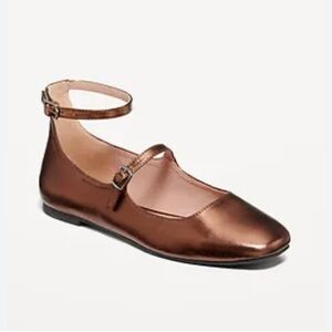 NWT No Boundaries Brown Flats with Ankle Strap